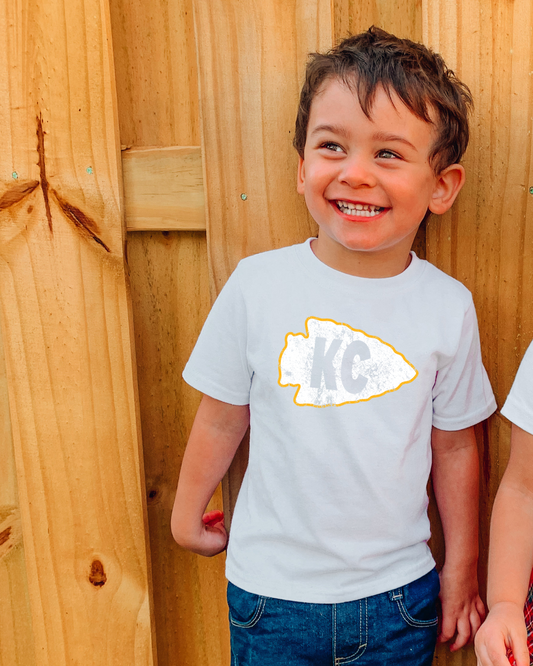 KC Arrowhead White Vintage Chiefs Youth Graphic Tee